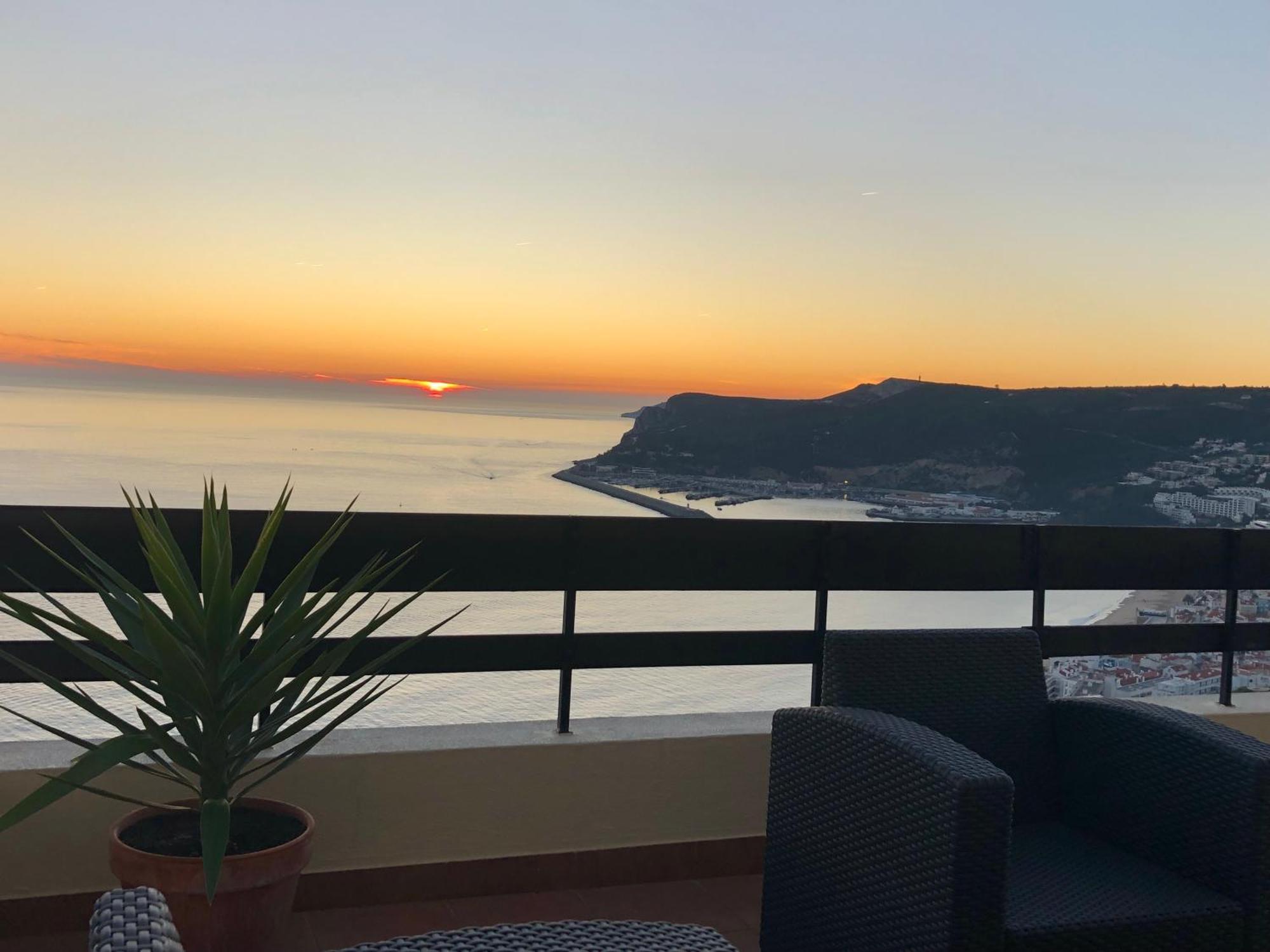 Apartment With A Stunning View Over Сесимбра Екстериор снимка